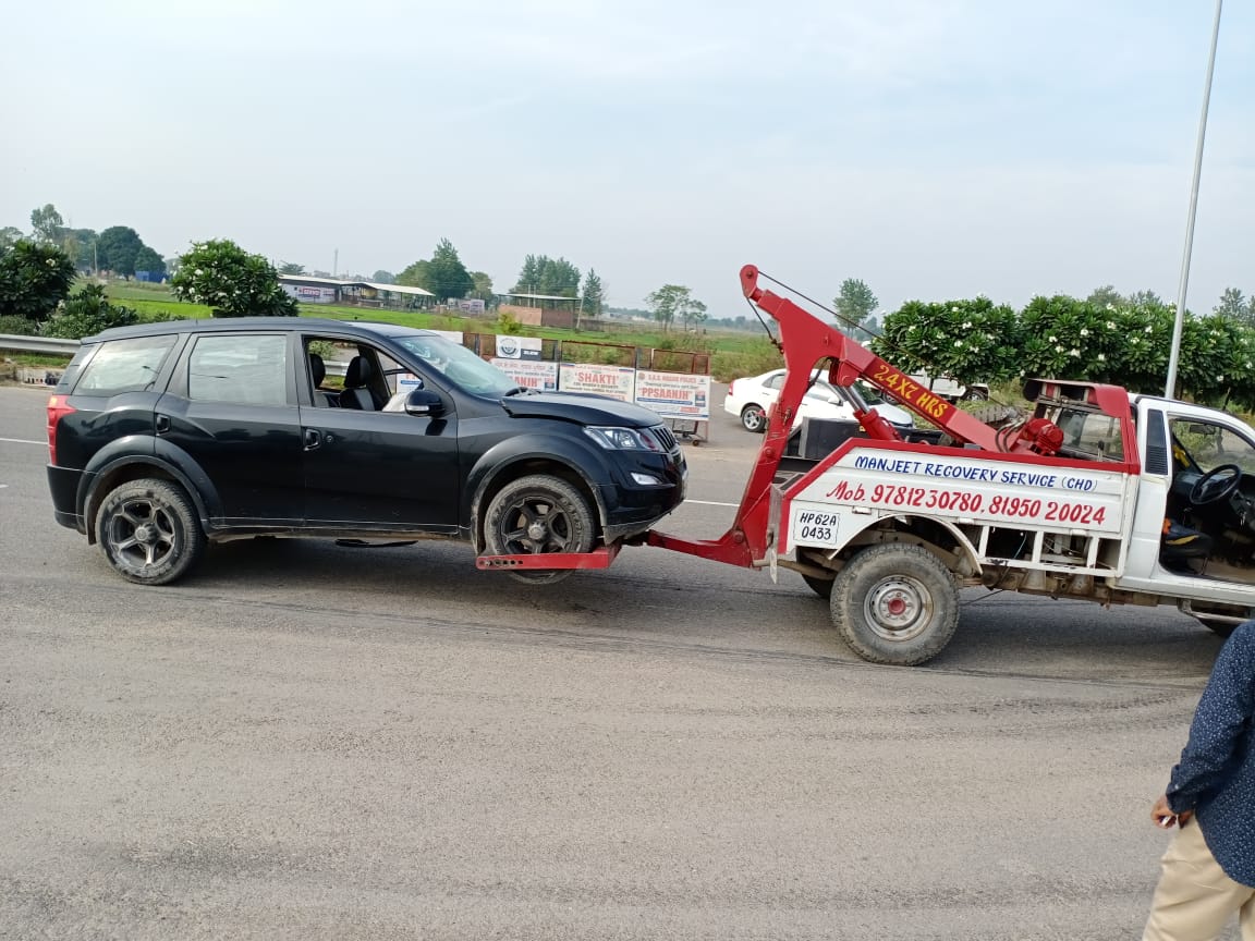 Car Towing Service In Mohali  | Manjeet Towing Services | Best Car Towing Service In Mohali, Top Car Towing Service In Mohali, 24 Hour Car Towing Service In Mohali, Car Towing Service near me, Car Tow Service near me  - GL68362